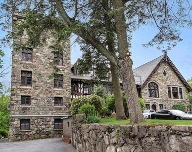 61 Crows Nest Road - Photo Thumbnail 2