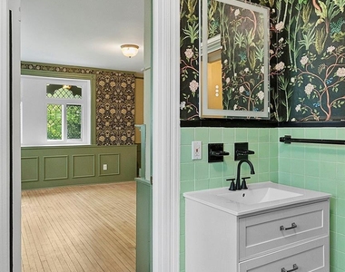 61 Crows Nest Road - Photo Thumbnail 14