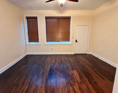 337 Main Street - Photo Thumbnail 3