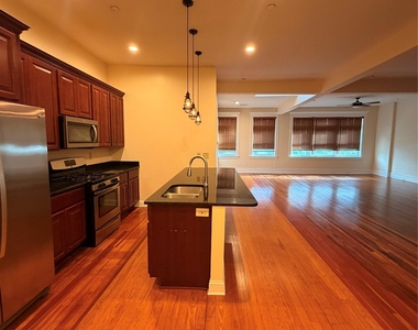 337 Main Street - Photo Thumbnail 1