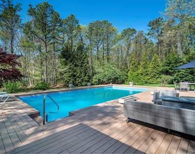 36 Deerfield Way - Photo Thumbnail 17