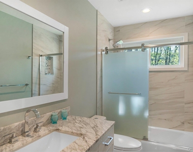 36 Deerfield Way - Photo Thumbnail 16