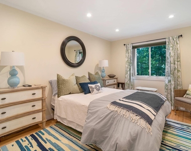 36 Deerfield Way - Photo Thumbnail 13