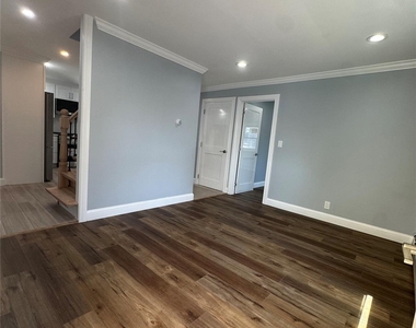 158 Church Street - Photo Thumbnail 1