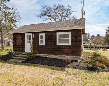 18 Shinnecock Road - Photo Thumbnail 4