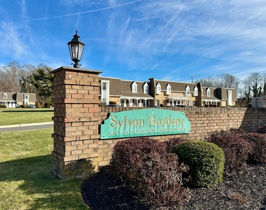 101 Sylvan Avenue - Photo Thumbnail 10