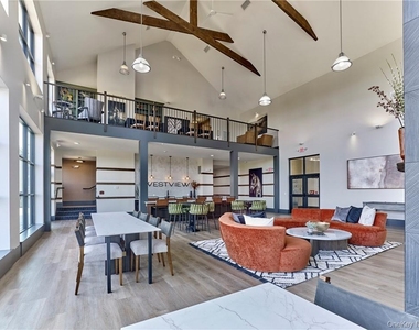 9 Monticello Drive - Photo Thumbnail 13