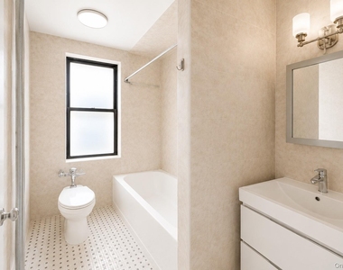 168-10 Crocheron Avenue - Photo Thumbnail 8