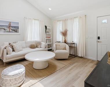 98 Peters Lane - Photo Thumbnail 8