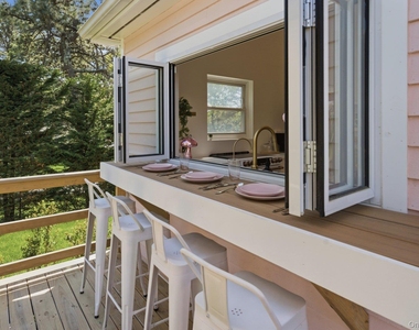 98 Peters Lane - Photo Thumbnail 14