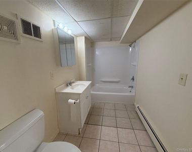 48 West Street - Photo Thumbnail 7