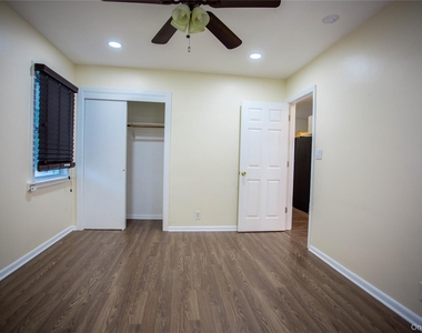193 Nassau Boulevard - Photo Thumbnail 14