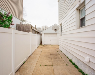 193 Nassau Boulevard - Photo Thumbnail 22
