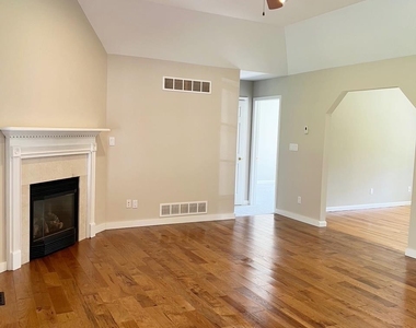 24 Mountain View Road - Photo Thumbnail 5