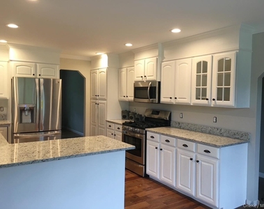 24 Mountain View Road - Photo Thumbnail 6