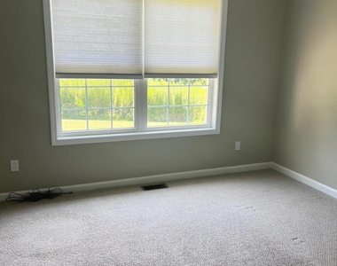 24 Mountain View Road - Photo Thumbnail 9