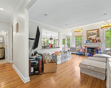 183 Oakfield Avenue - Photo Thumbnail 4