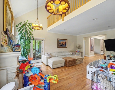 183 Oakfield Avenue - Photo Thumbnail 6