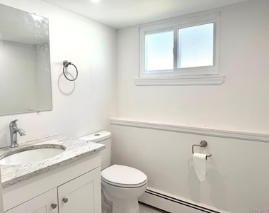 65 Florida Avenue - Photo Thumbnail 13