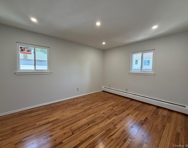 65 Florida Avenue - Photo Thumbnail 5