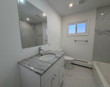 65 Florida Avenue - Photo Thumbnail 7