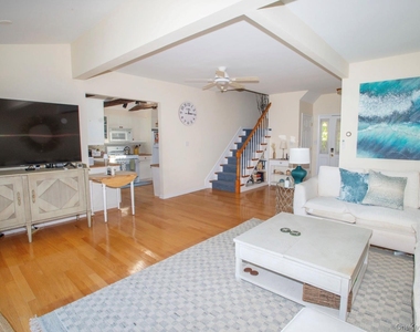 35 Prospect Road - Photo Thumbnail 12