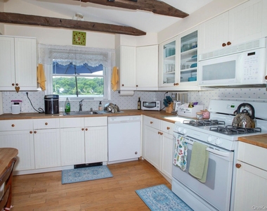 35 Prospect Road - Photo Thumbnail 13