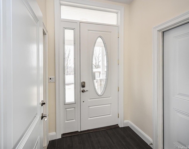 15 Summit Place - Photo Thumbnail 2
