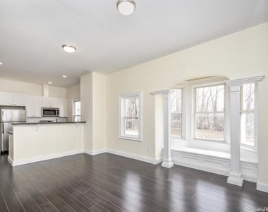 15 Summit Place - Photo Thumbnail 3