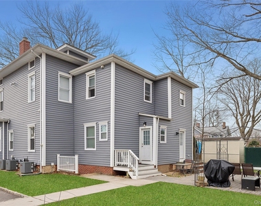 15 Summit Place - Photo Thumbnail 13