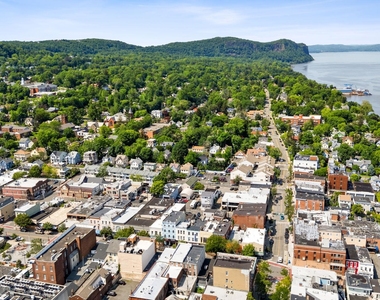 85 Main Street - Photo Thumbnail 13
