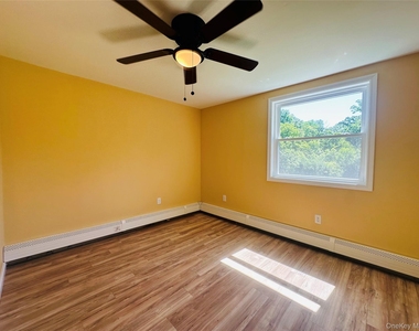 26 Spring St - Photo Thumbnail 19