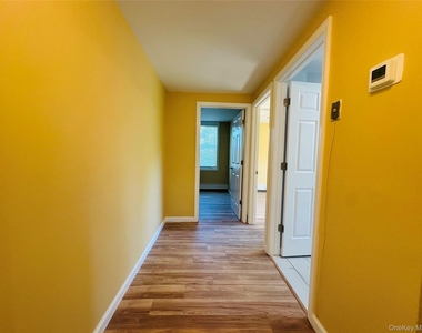 26 Spring St - Photo Thumbnail 15