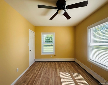 26 Spring St - Photo Thumbnail 11