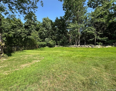 3 Stonewall Lane - Photo Thumbnail 21