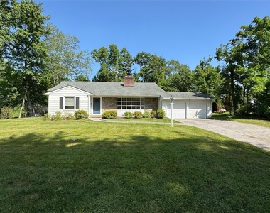 3 Stonewall Lane - Photo Thumbnail 2