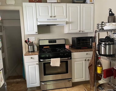 24829 Cambria Avenue - Photo Thumbnail 5