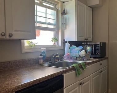 24829 Cambria Avenue - Photo Thumbnail 7