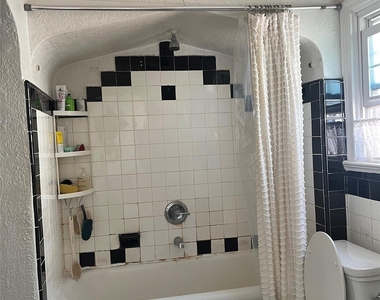 24829 Cambria Avenue - Photo Thumbnail 10