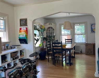 24829 Cambria Avenue - Photo Thumbnail 2