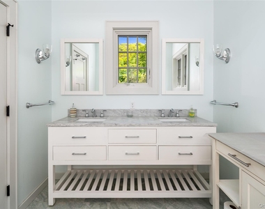 53 Cove Road - Photo Thumbnail 23