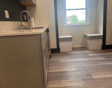 238 8th Street - Photo Thumbnail 12