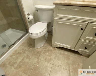 144 Beverly Hill Terrace - Photo Thumbnail 21