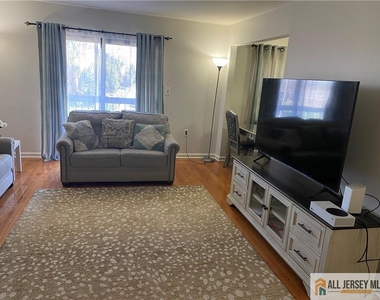 144 Beverly Hill Terrace - Photo Thumbnail 33