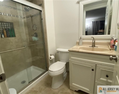 144 Beverly Hill Terrace - Photo Thumbnail 18