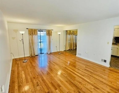 144 Beverly Hill Terrace - Photo Thumbnail 2