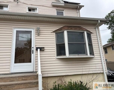 65 W Stearns Street - Photo Thumbnail 2