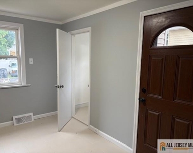 65 W Stearns Street - Photo Thumbnail 25