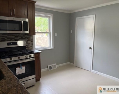65 W Stearns Street - Photo Thumbnail 21