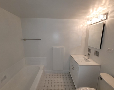 41 W 58th Street - Photo Thumbnail 6